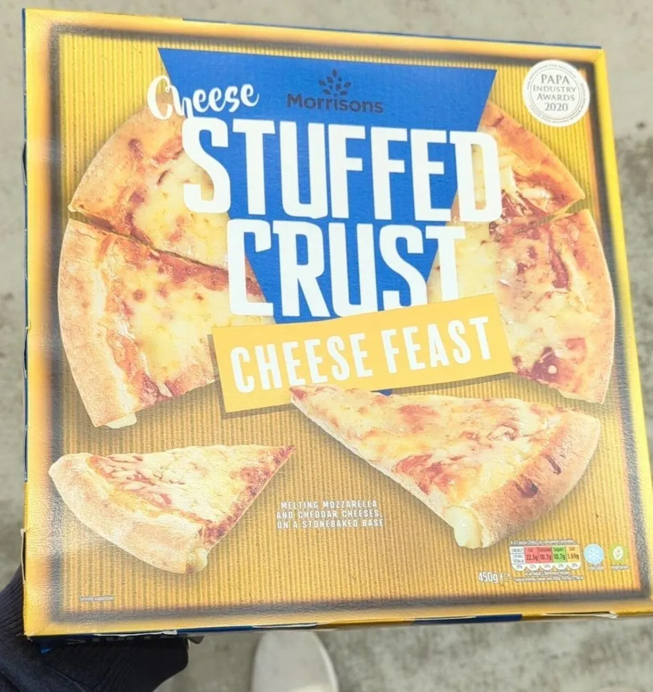 Stuffed crust cheese feast
