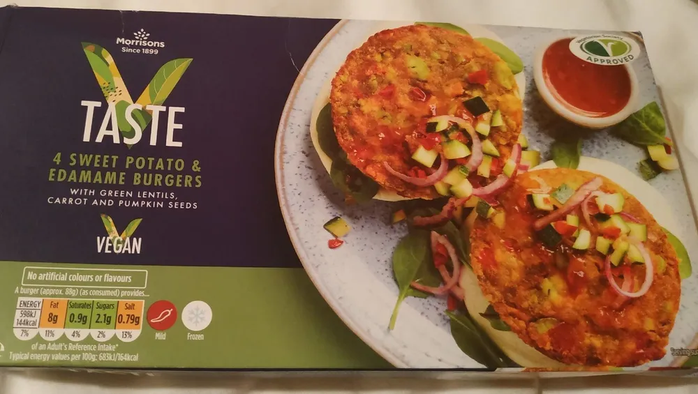 Sweet potato & edamame burguer