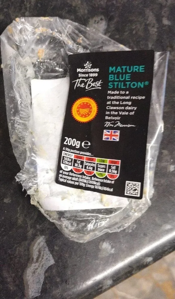 Mature blue stilton