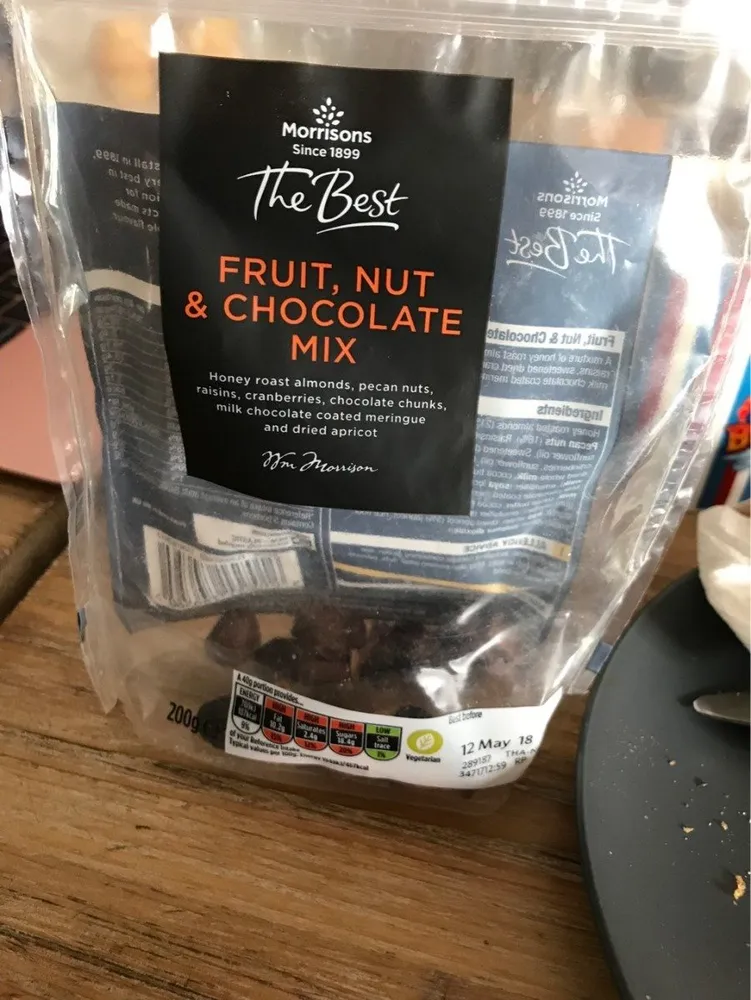 Fruit nut chocolate mix