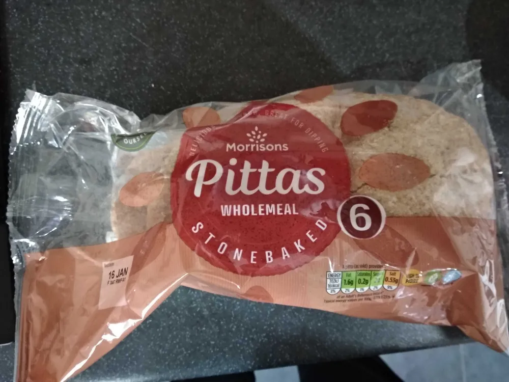 Wholemeal pitta