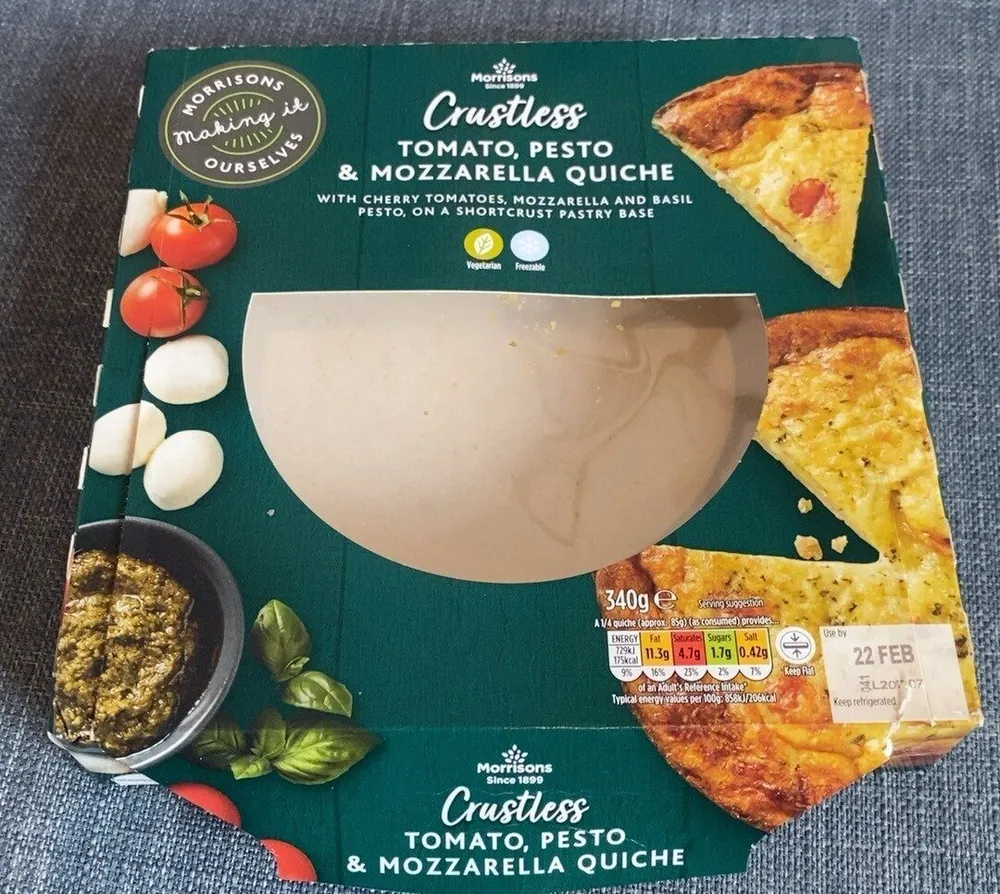 Crustless Tomato, Pesto & Mozzarella Quiche
