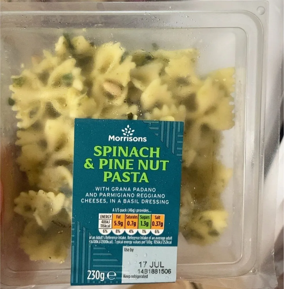 Spinach & Pine Nut Pasta