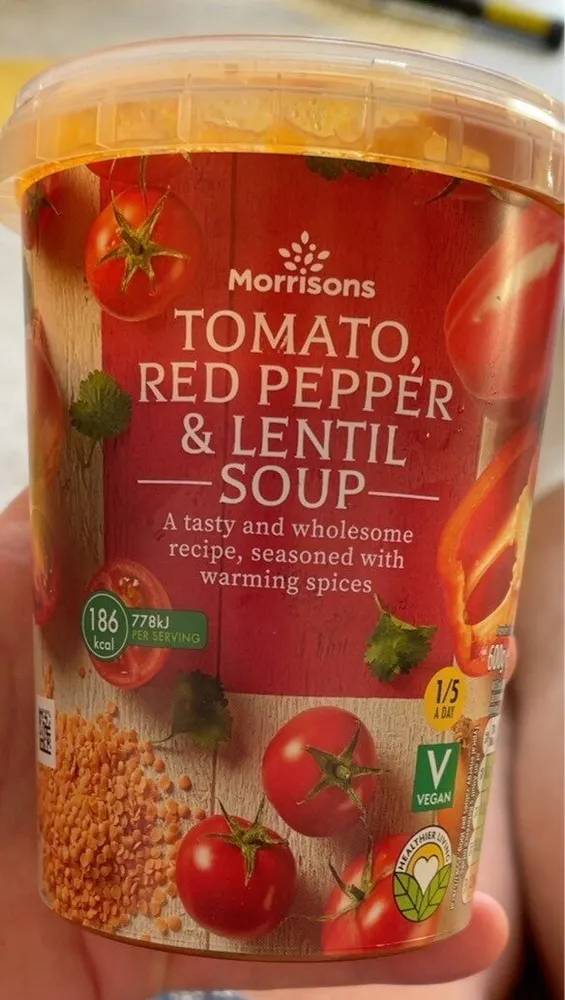 Tomato, red peper & lentil soup