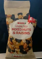 Unsalted mixed nuts and raisins