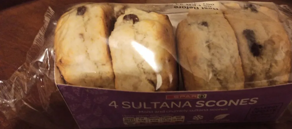 4 sultana scones