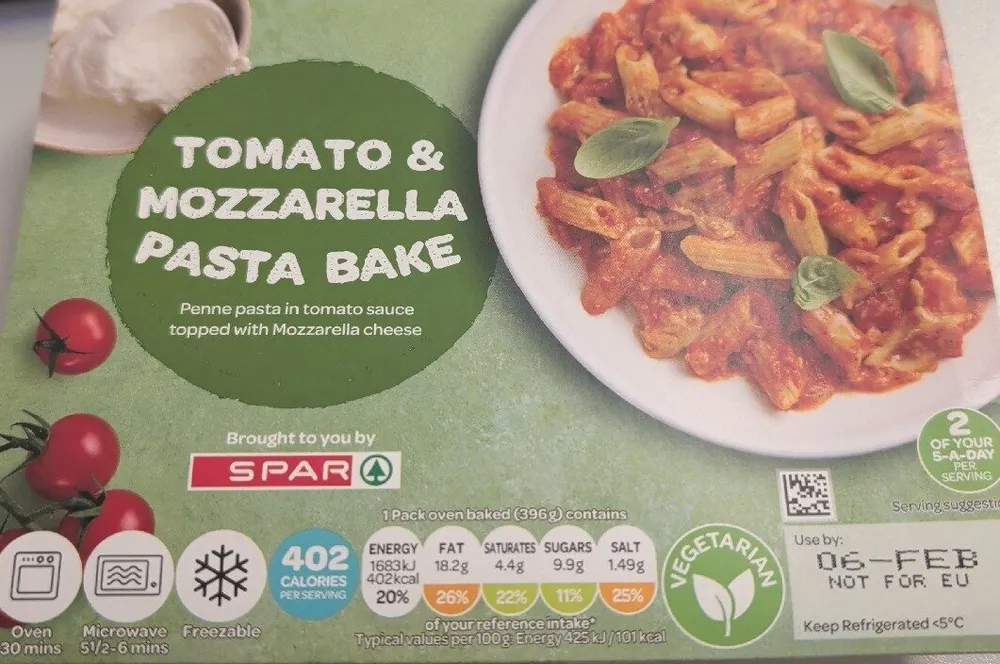 Tomato & Mozzarella Pasta Bake