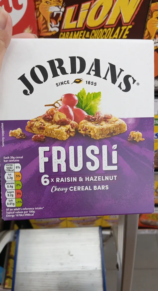 Jordans Frusli Raisin & Hazelnut Bar