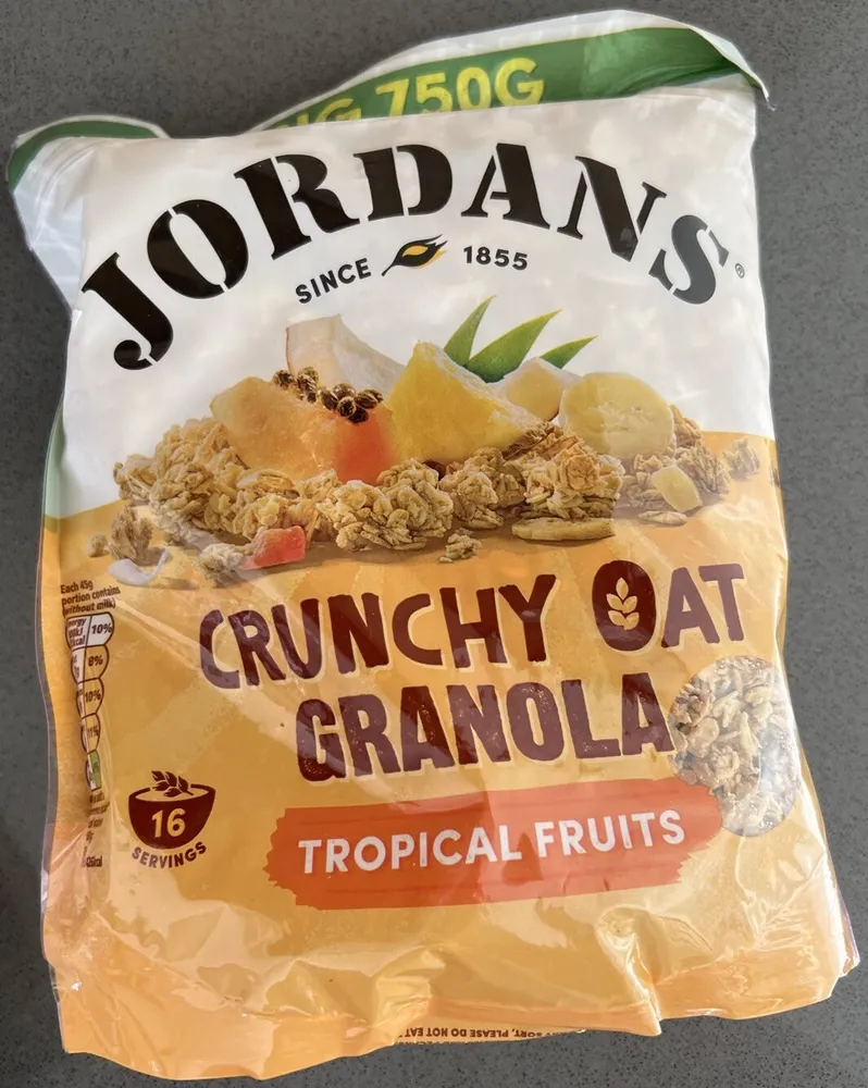 Crunchy Oat Granola Tropical Fruits