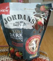 Deluxe dark chocolate granola