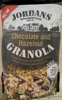 Granola chocolate and hazelnut