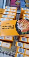 Chicken and bacon pie