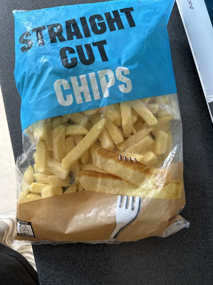 STRAIGHT CUT FRY CHIPS