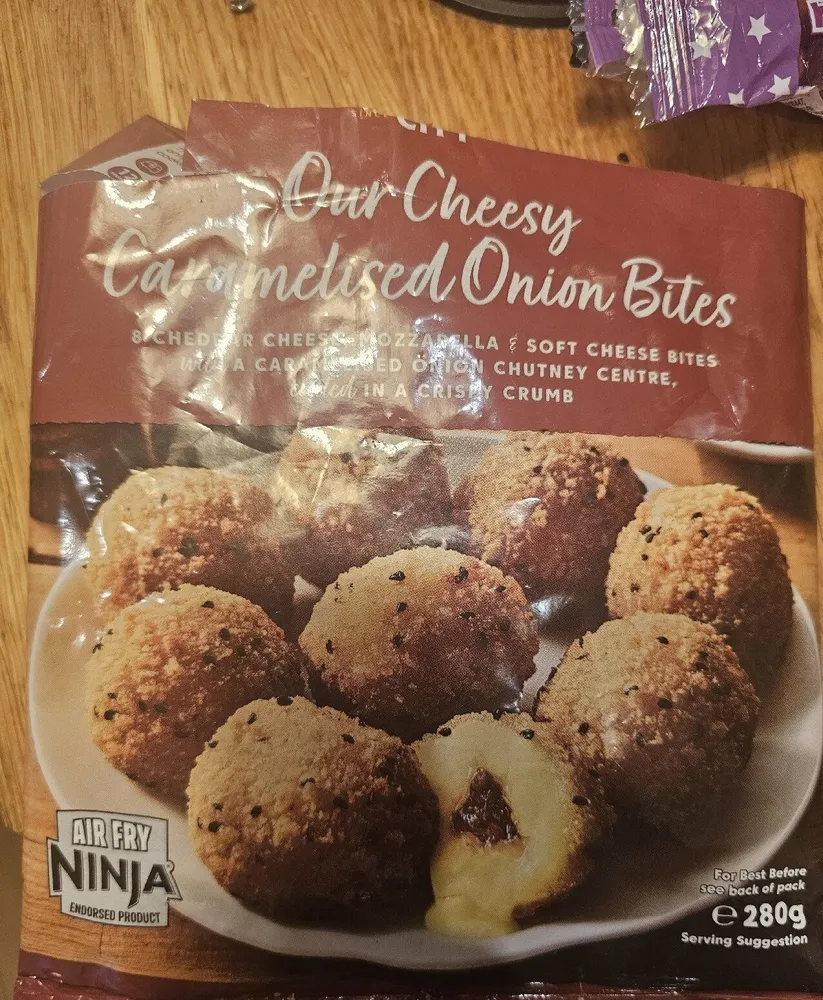 Cheesy Caramelised Onion Bites