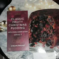 Classic Fruity Christmas Pudding