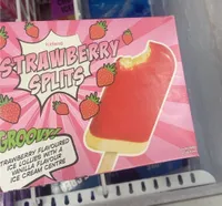 Iceland strawberry splits