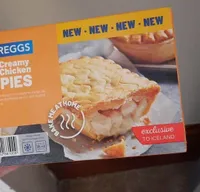 Cream chicken pies