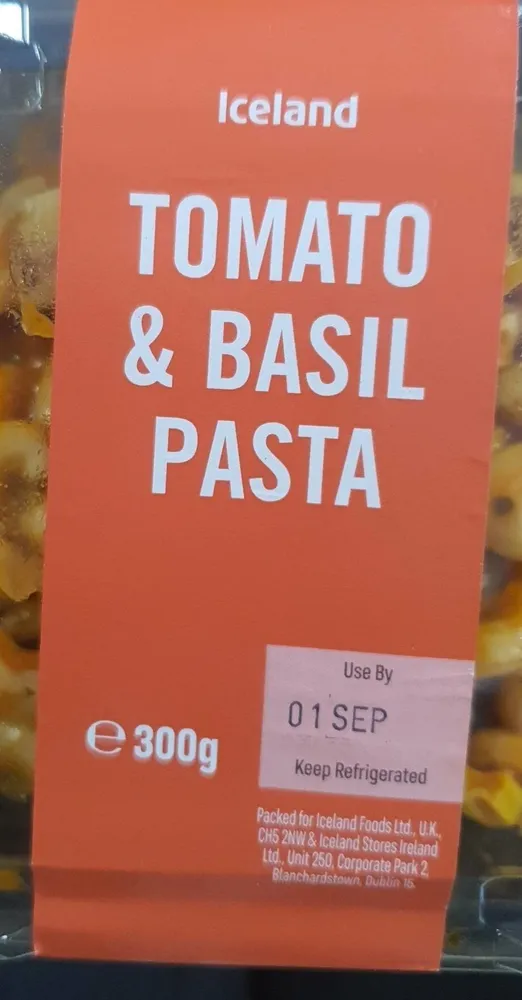 Tomato and basil pasta