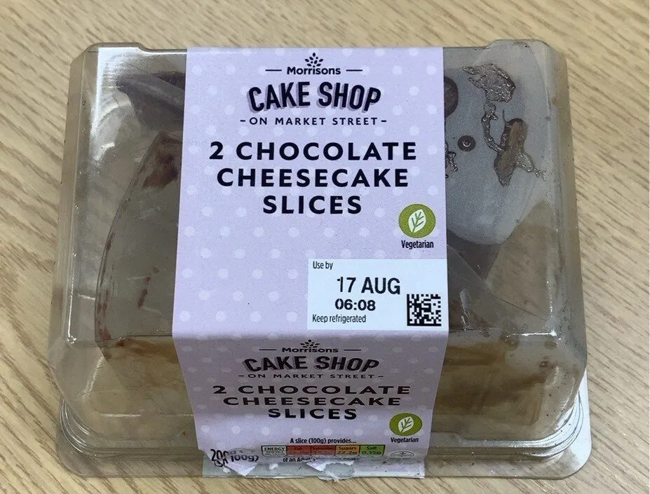 Chocolate Cheesecake Slices