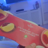 Strawberry jellies with custard