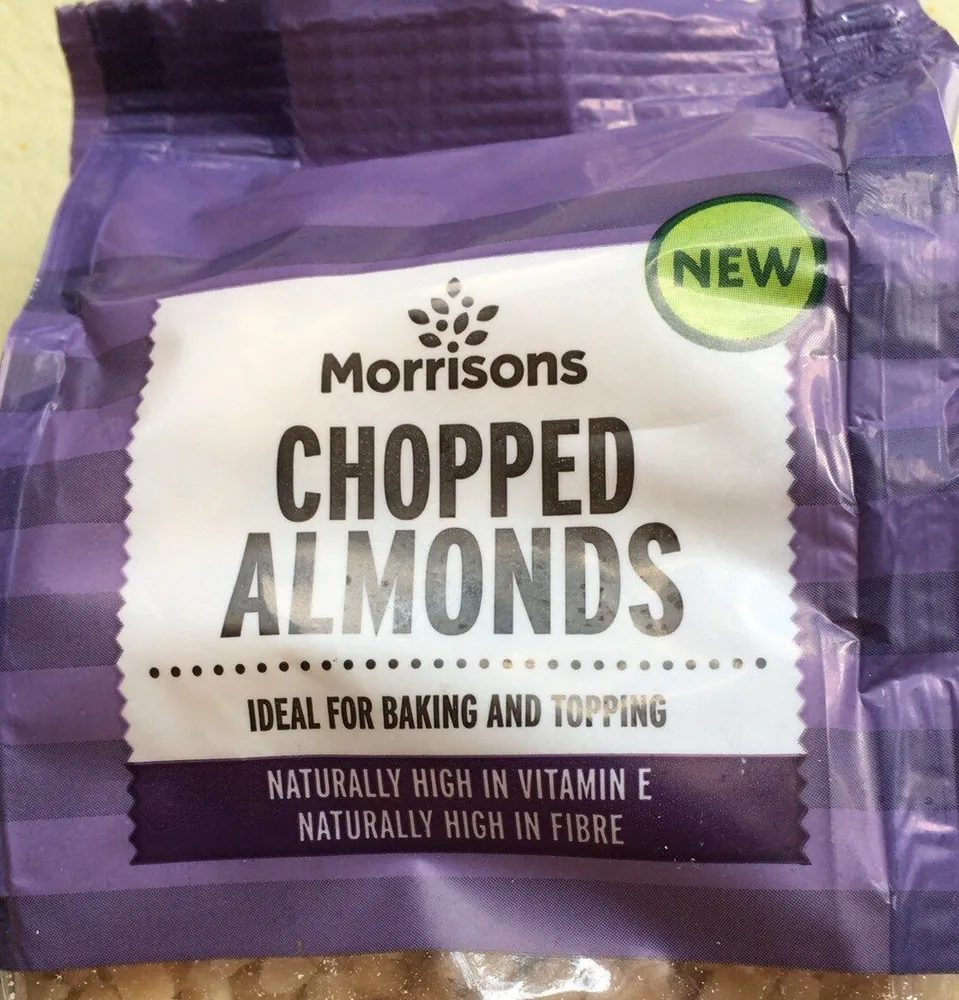 Chopped almonds