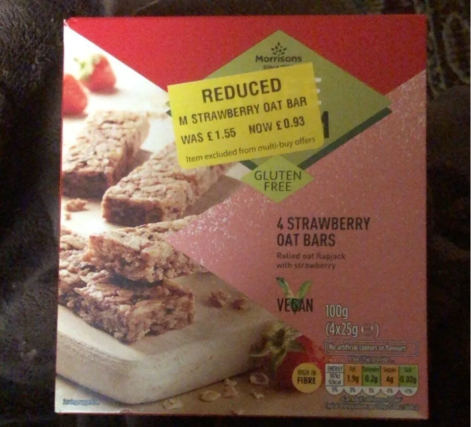 Strawberry oat bars