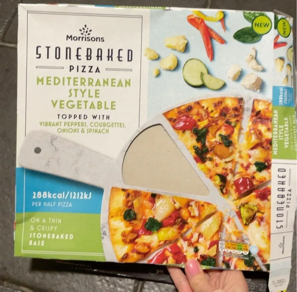 Mediterranean style vegetable pizza