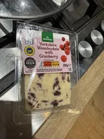 Yorkshire Wensleydale with Cranberry Cheese