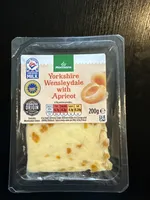 Yorkshire Wensleydale With Apricot
