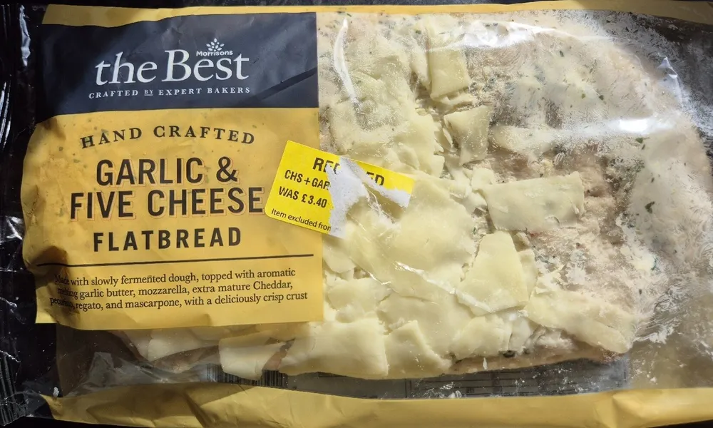 Garlic And 5 Cheese Flatbread