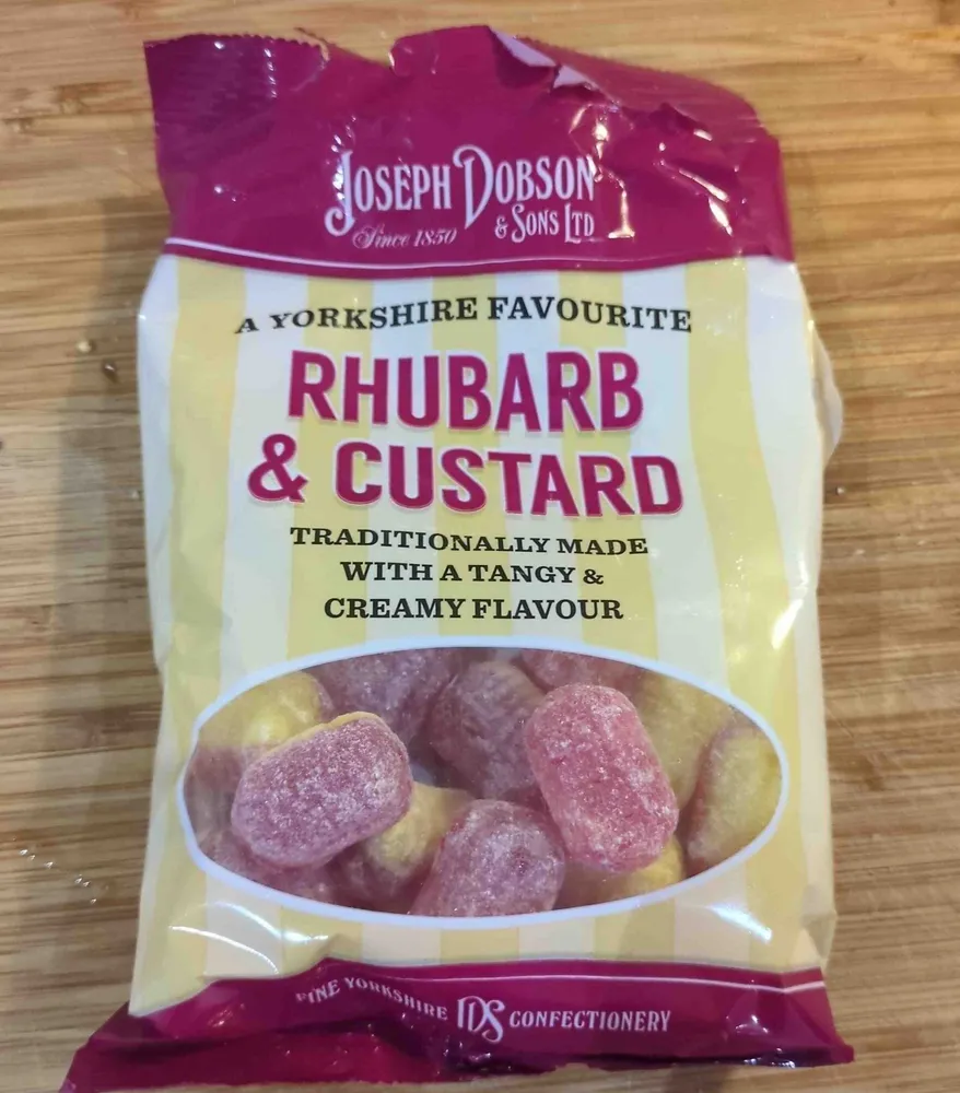 Rhubarb and custard