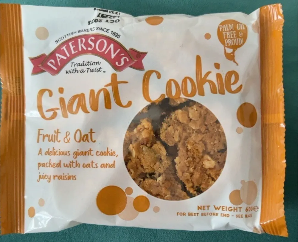 Fruit & oat giant cookie