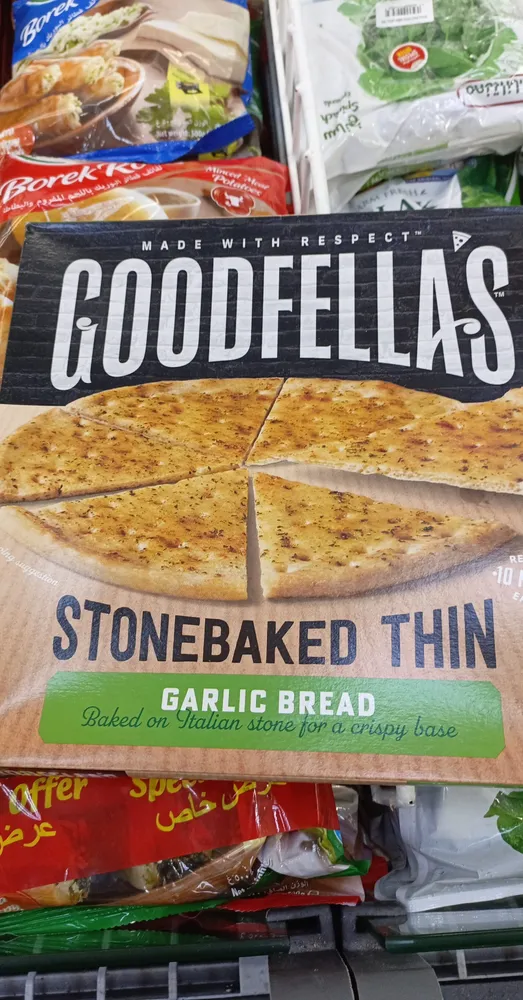 Stonebaked thin garlic bread