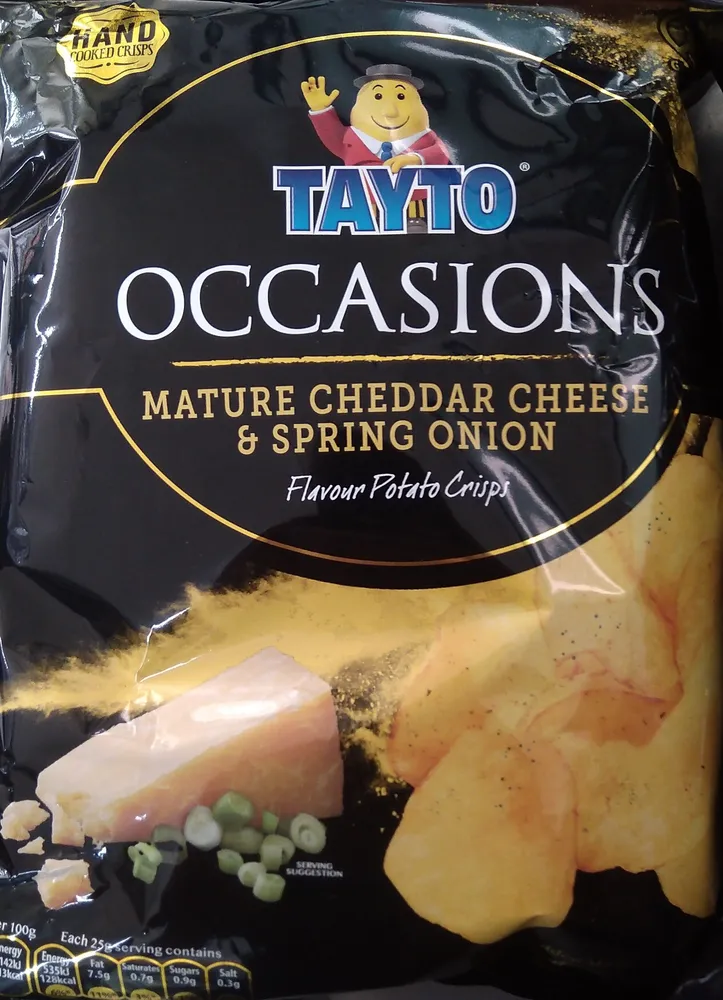 Mature Cheddar Cheese & Spring Onion Flavour Potato Crisps