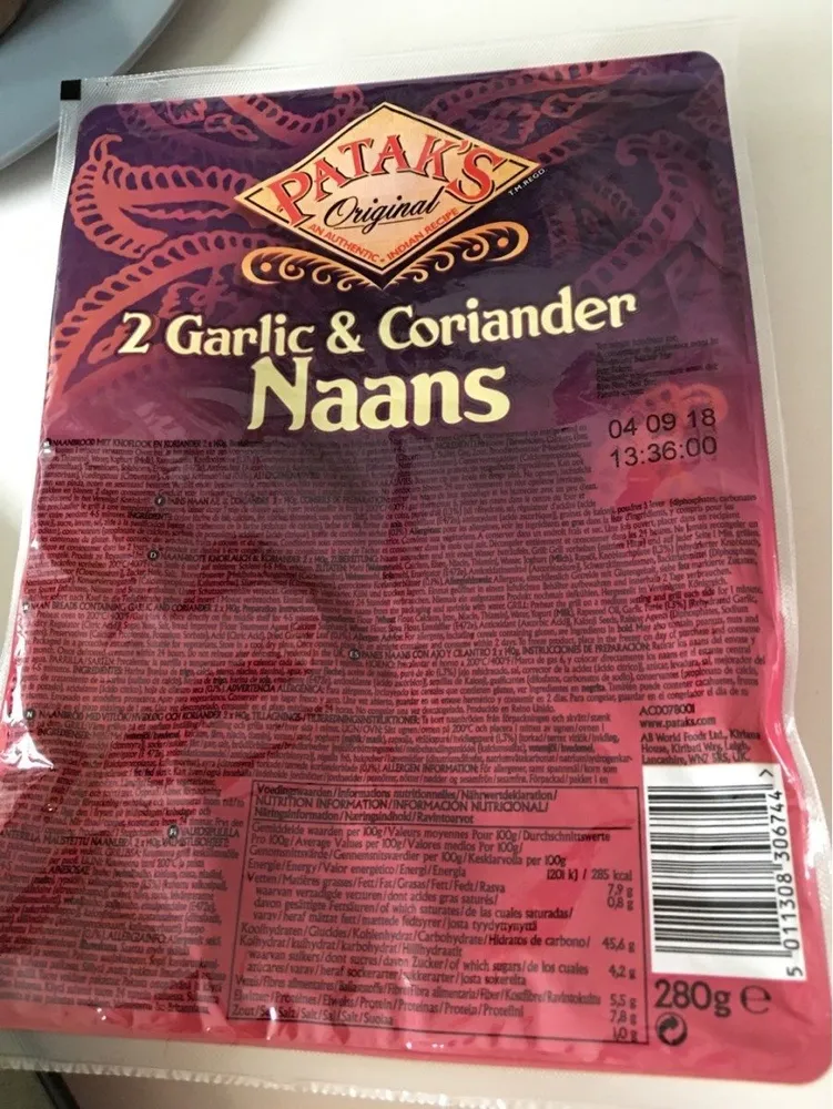 Garlic & coriander naan