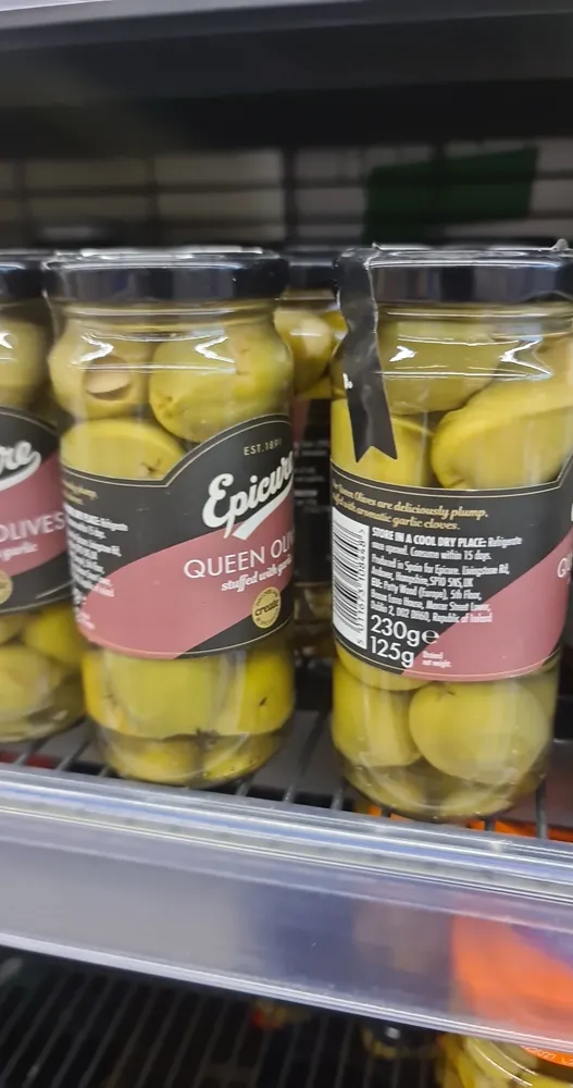 Queen Olives stuffed with garlic