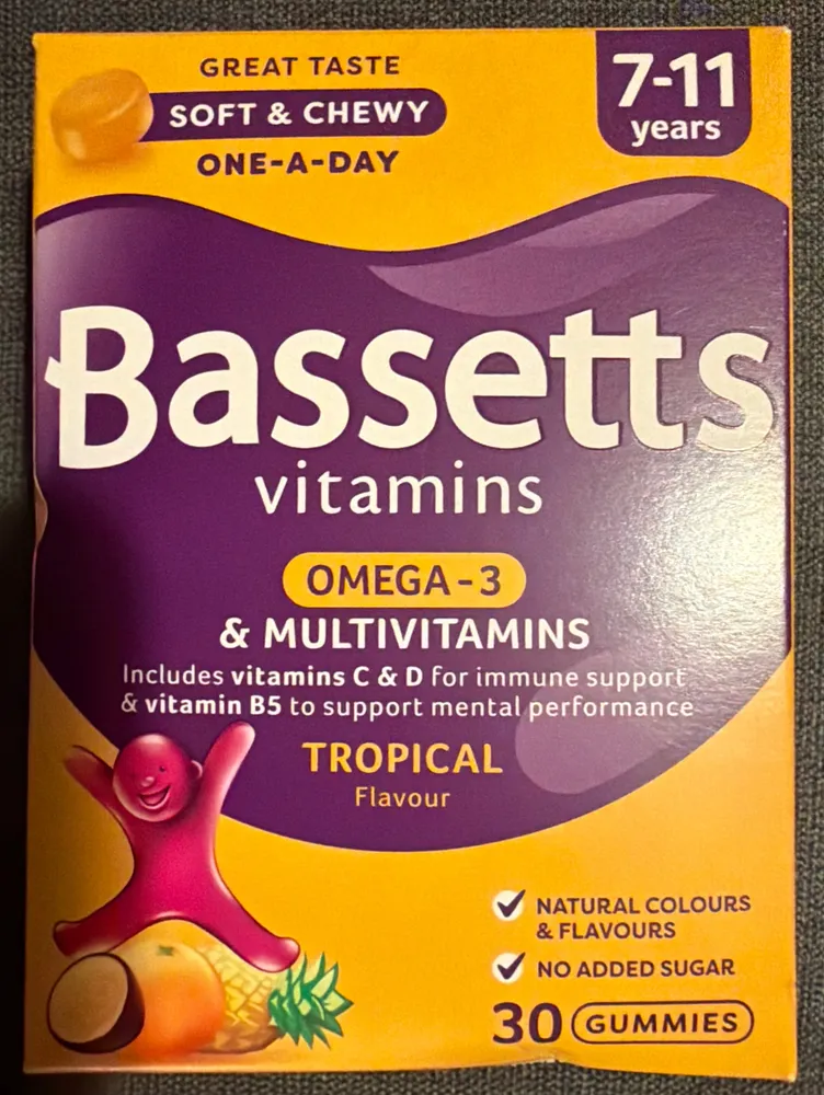 vitamins omega -3 and multivitamins