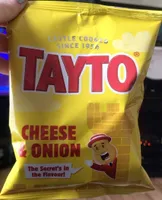 Cheese and onion flavoured patato chips