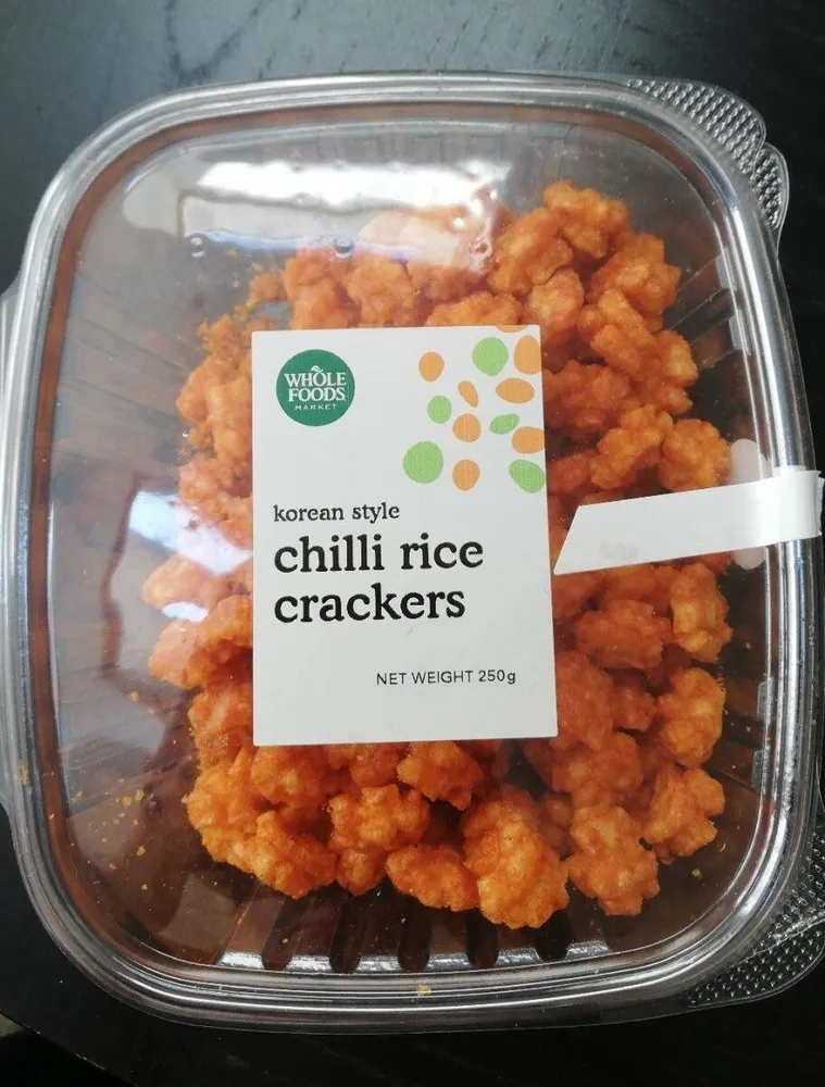 Chilli rice crackers