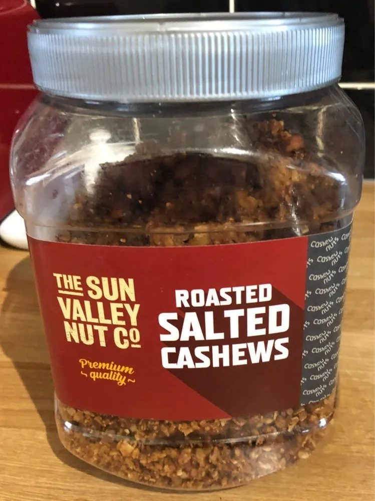 Roasted salted cashews