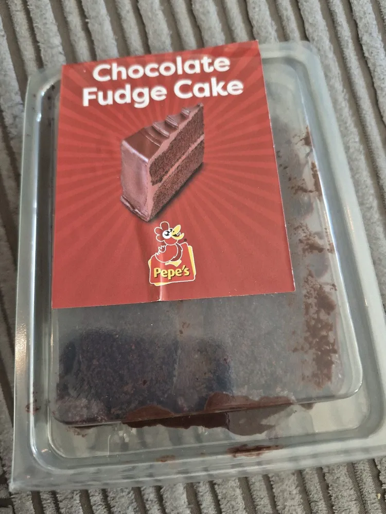 Chocolate fudge cake