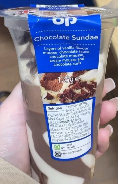 <56162105 47617/1/3 BRITISH CREAM CHOCOLATE SUNDAE