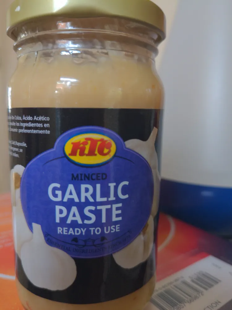 Minced Garlic Paste