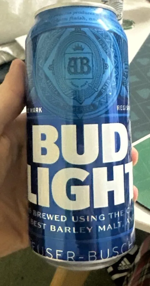 BUD LIGHT
