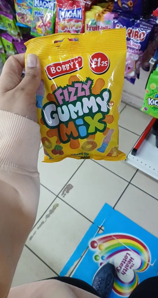 BOBBY'S £1.25 FIZZY GUMMY Max Mixed Up ...Fruity F
