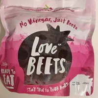 Cooked beetroot in natural juices