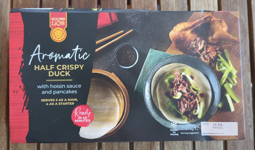 Aromatic Half Crispy Duck With Pancakes And Sauce