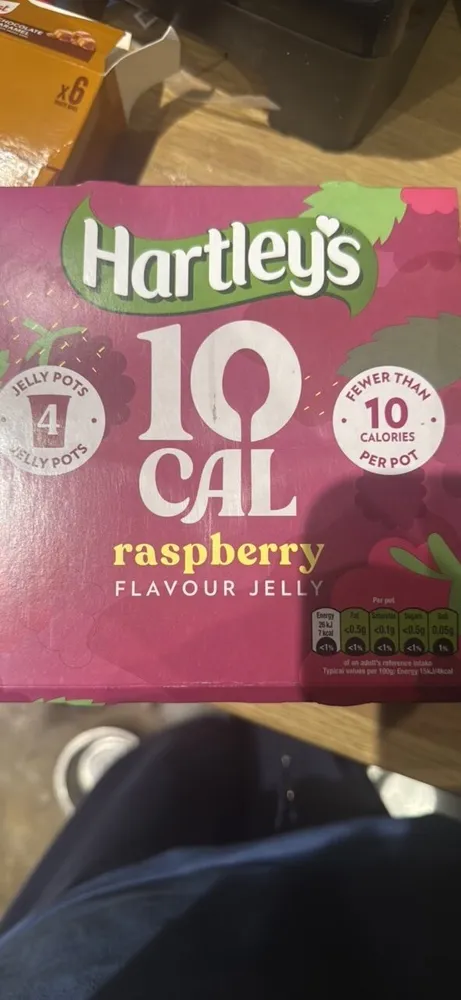 raspberry flavour jelly