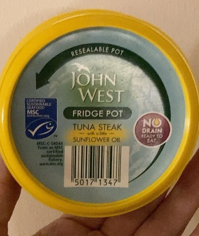 Tuna Steak with sunflower oil
