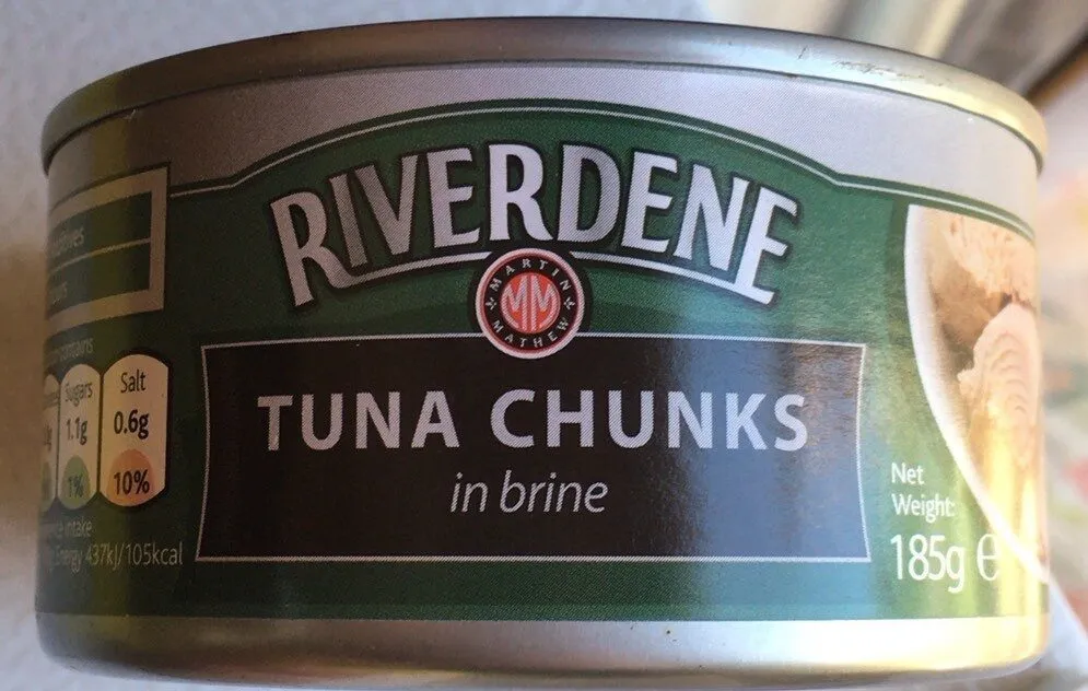 Tuna chunks in brine